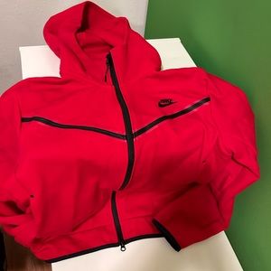 Ladies woman’s Nike Hoodie Size Small Like New